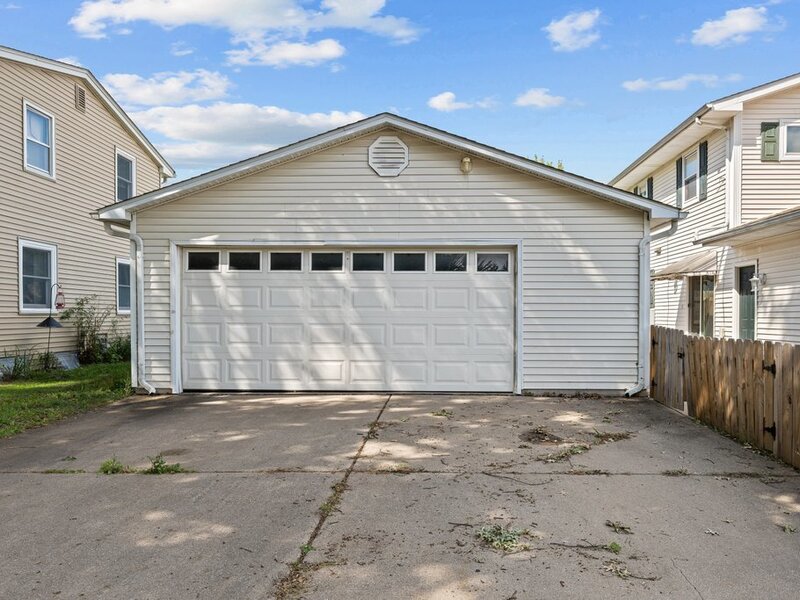 1131 48th Street Moline IL 61265