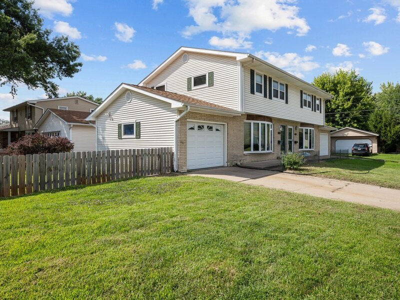 1131 48th Street Moline IL 61265