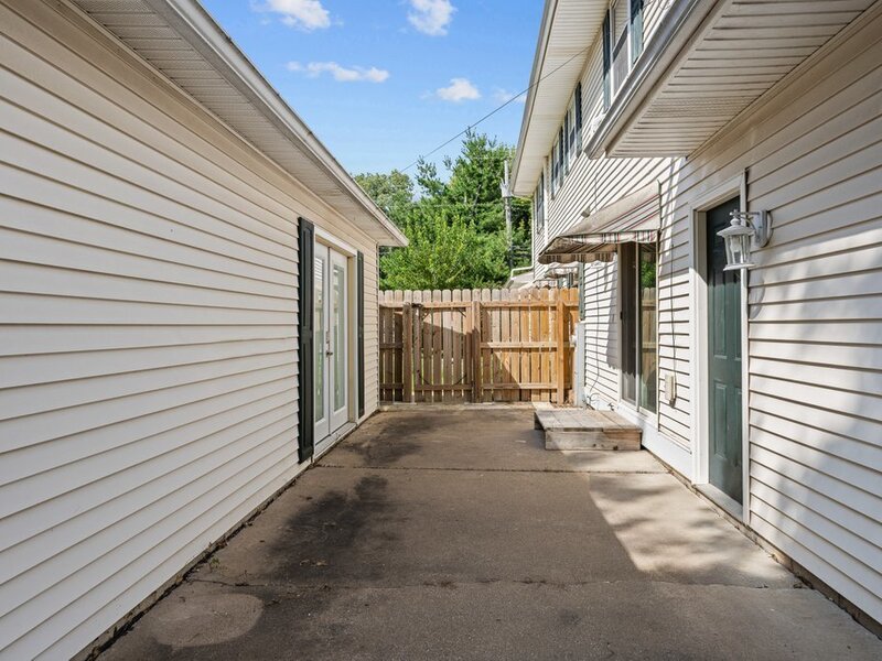 1131 48th Street Moline IL 61265