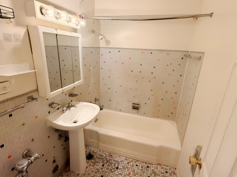 7337 S South Shore Drive Chicago IL 60649