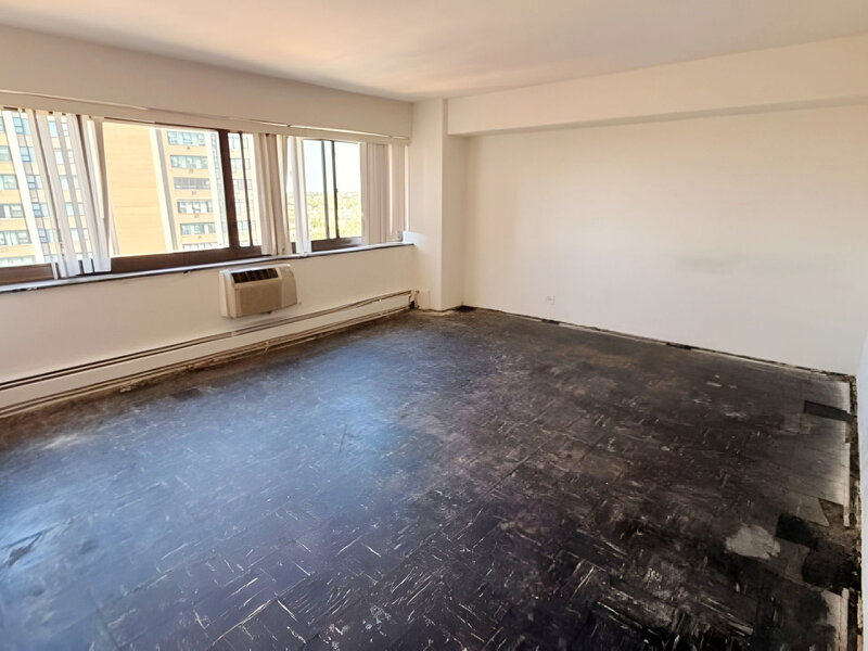 7337 S South Shore Drive Chicago IL 60649