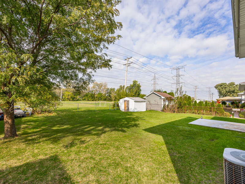 10624 S Michael Drive Palos Hills IL 60465