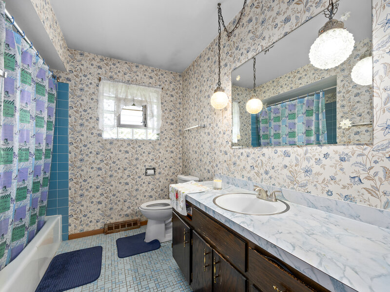 10624 S Michael Drive Palos Hills IL 60465
