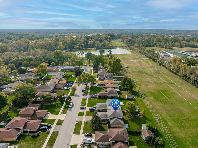 10624 S Michael Drive Palos Hills IL 60465