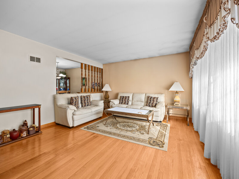 10624 S Michael Drive Palos Hills IL 60465