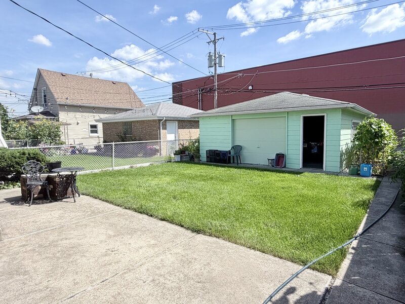 4625 S Komensky Avenue Chicago IL 60632