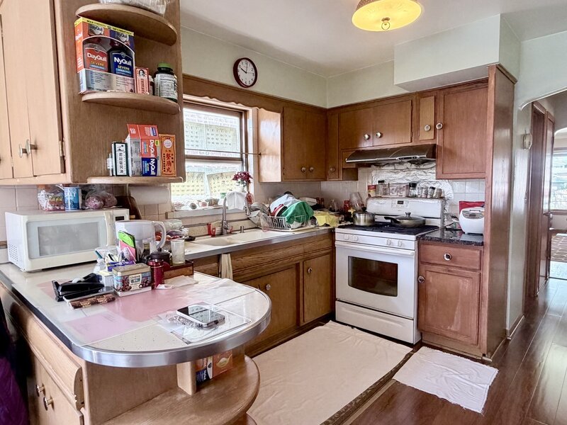 4625 S Komensky Avenue Chicago IL 60632