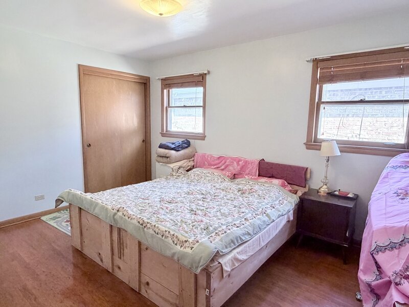 4625 S Komensky Avenue Chicago IL 60632