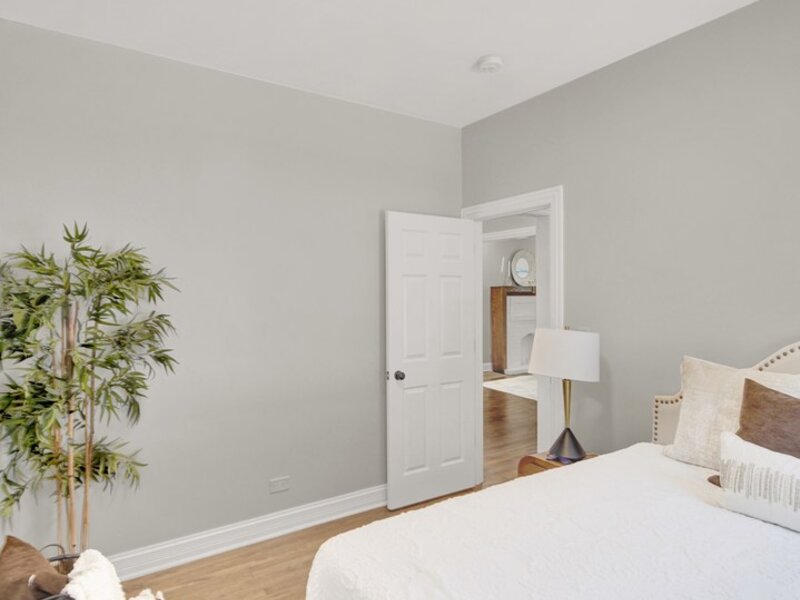 7707 S Ridgeland Avenue Chicago IL 60649