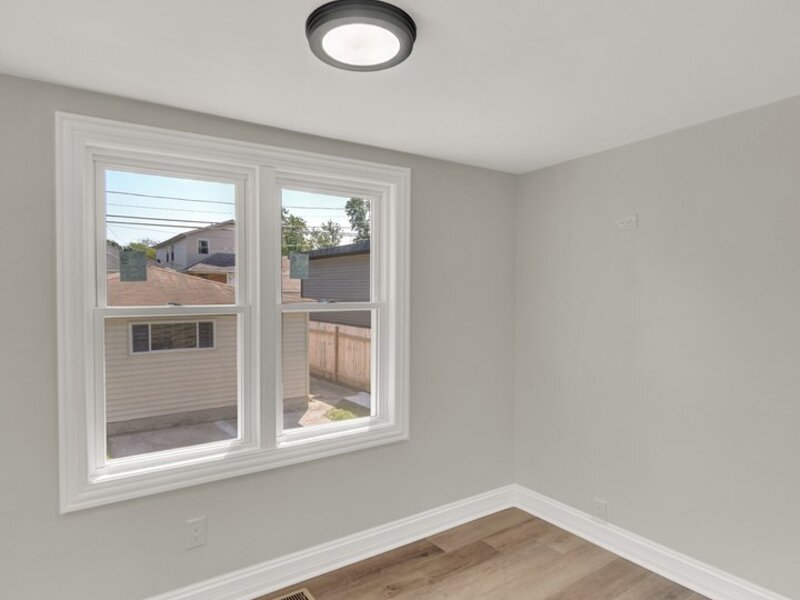 7707 S Ridgeland Avenue Chicago IL 60649