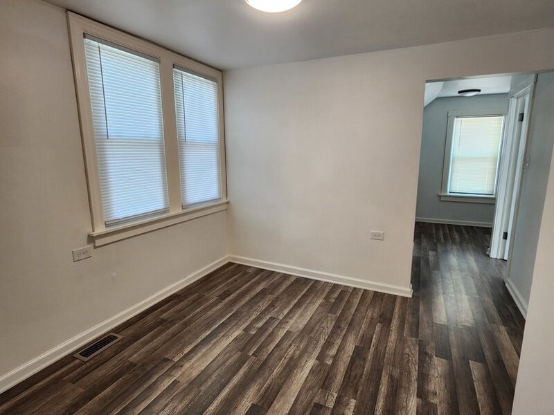 2659 N Mont Clare Avenue Chicago IL 60707