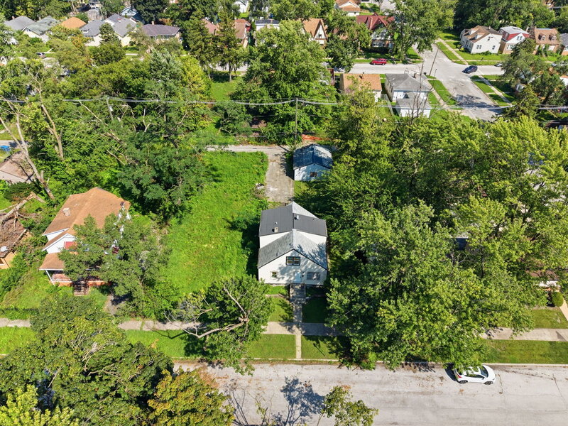 15641 Paulina Street Harvey IL 60426