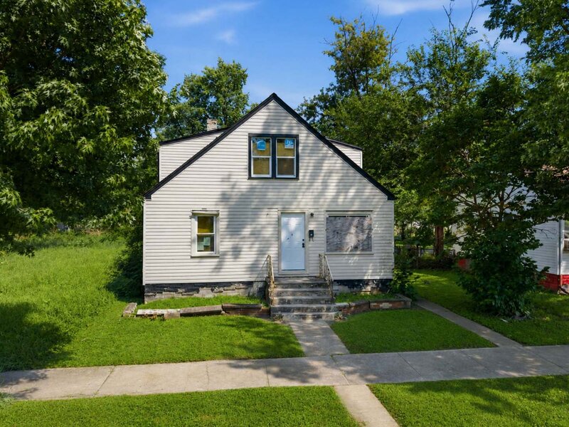 15641 Paulina Street Harvey IL 60426