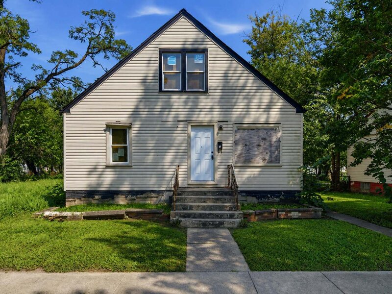 15641 Paulina Street Harvey IL 60426