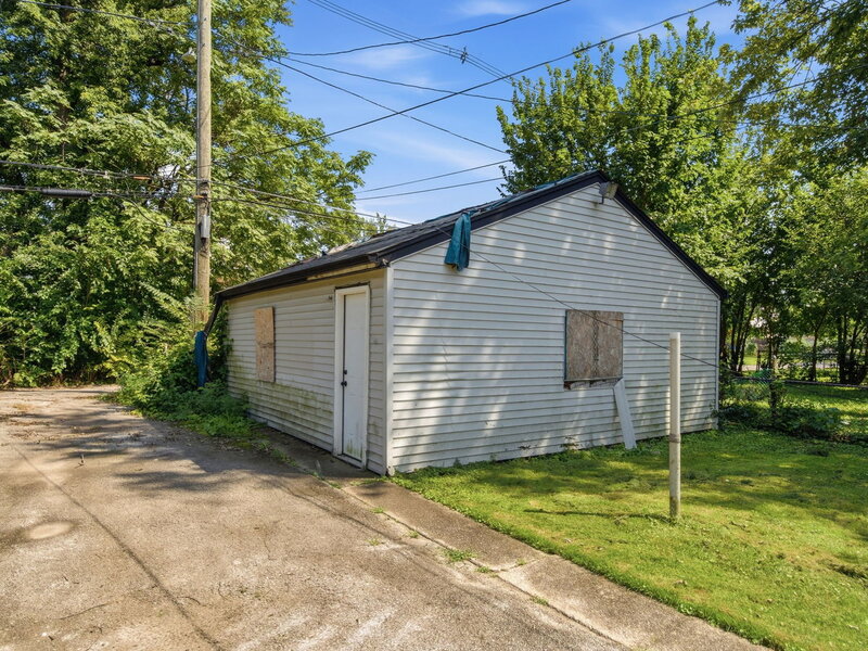 15641 Paulina Street Harvey IL 60426