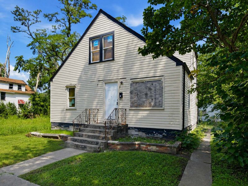 15641 Paulina Street Harvey IL 60426