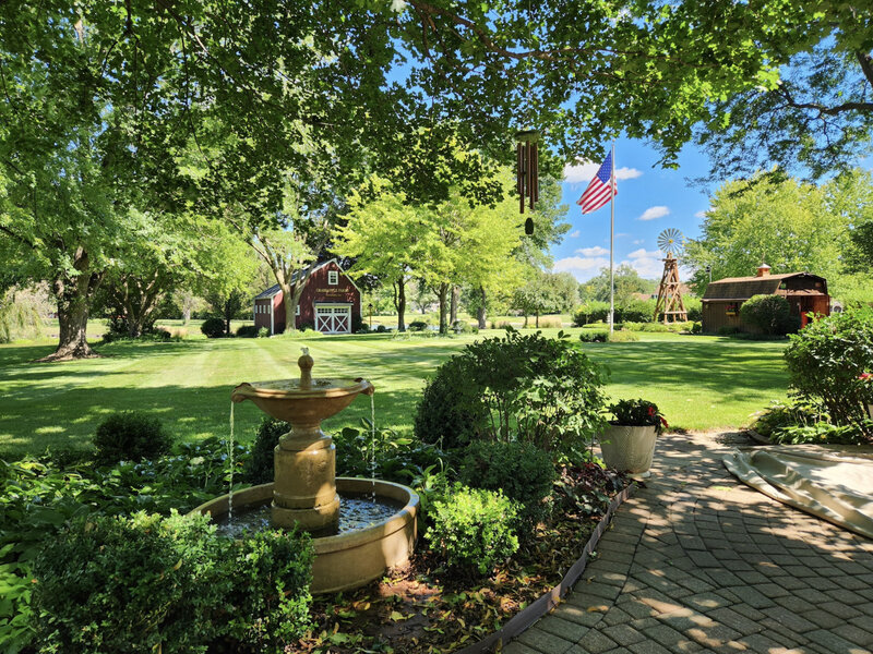 33925 N Fischer Drive Ingleside IL 60041