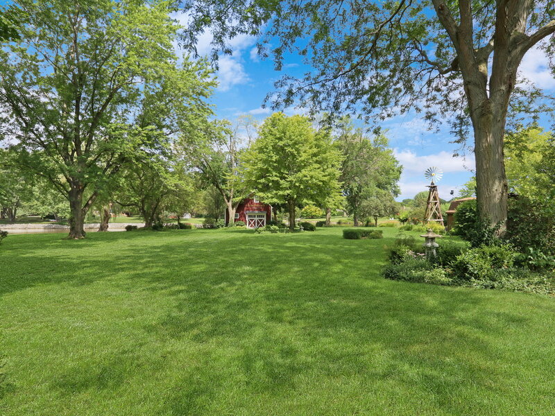 33925 N Fischer Drive Ingleside IL 60041