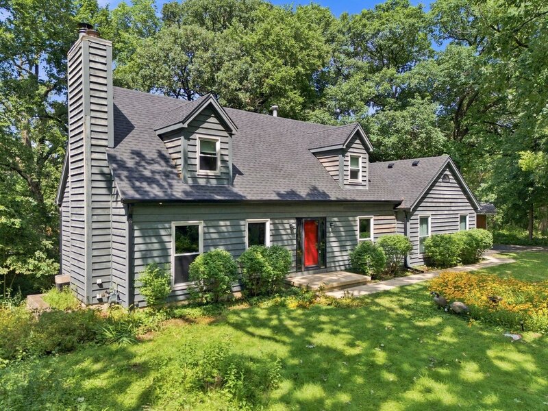 520 Glenwood Trail Elgin IL 60120