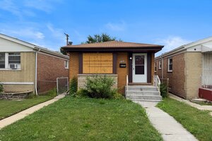 Photo of 9133 S Halsted Street Chicago IL 60620