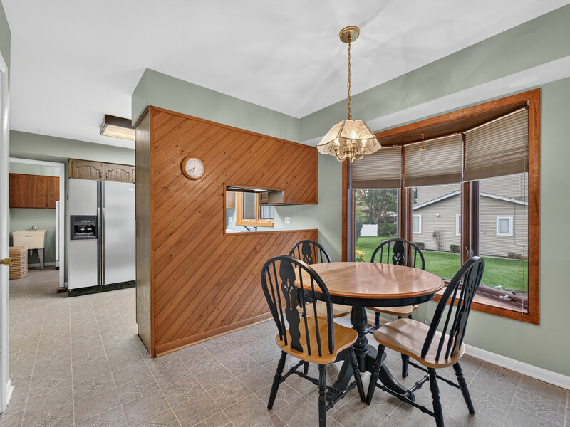 1109 Lancaster Avenue Elk Grove Village IL 60007