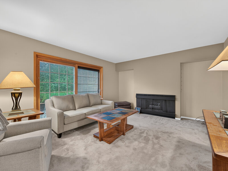 1109 Lancaster Avenue Elk Grove Village IL 60007