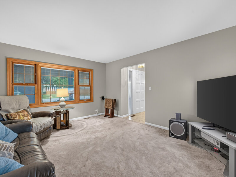 1109 Lancaster Avenue Elk Grove Village IL 60007