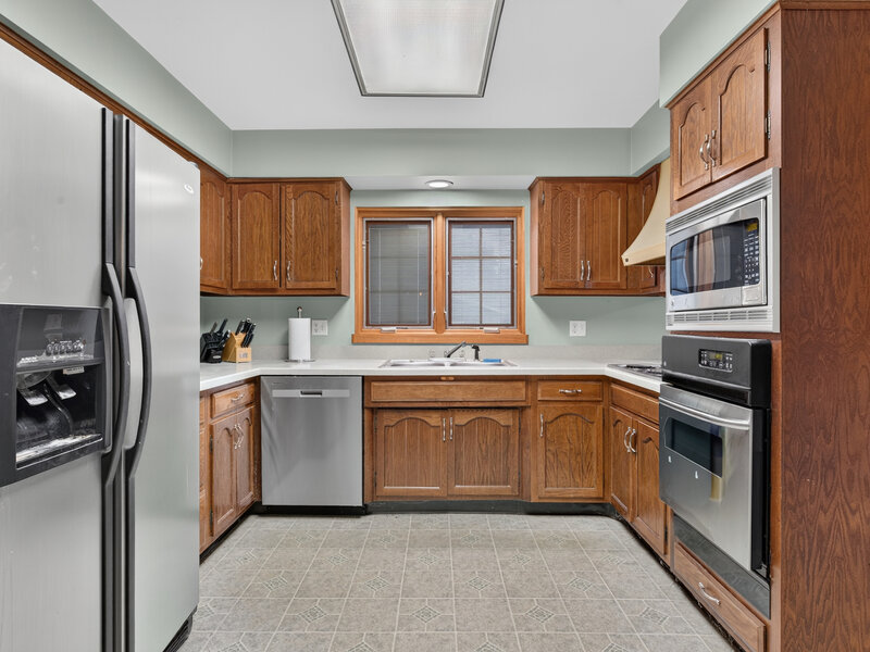 1109 Lancaster Avenue Elk Grove Village IL 60007