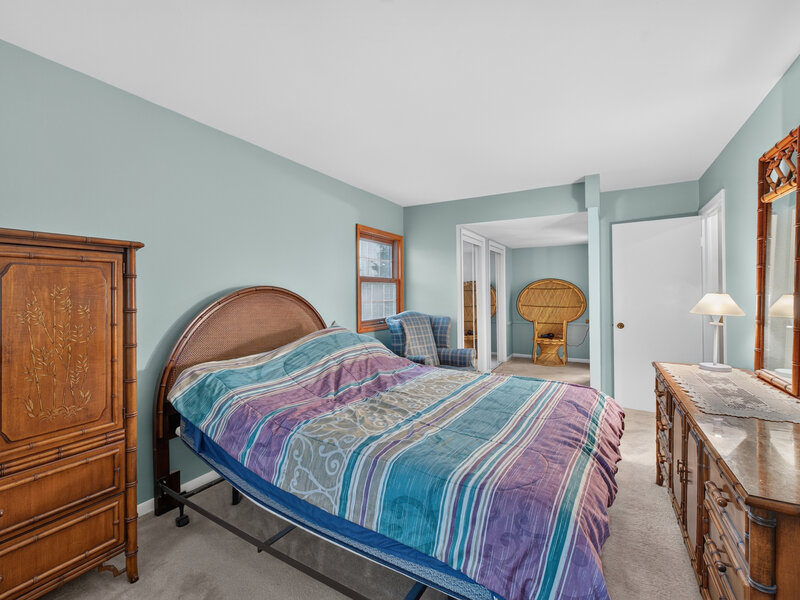 1109 Lancaster Avenue Elk Grove Village IL 60007