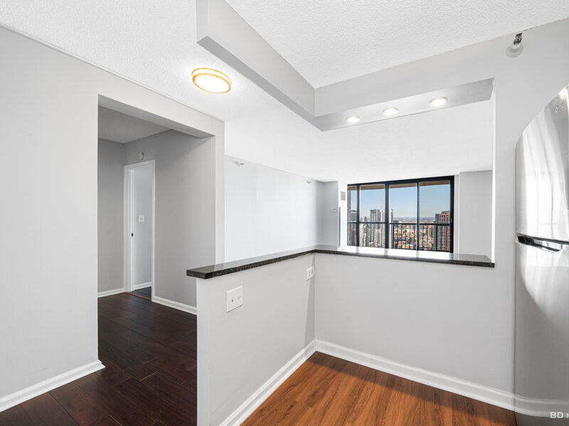 10 E Ontario Street Chicago IL 60611