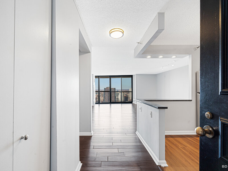 10 E Ontario Street Chicago IL 60611
