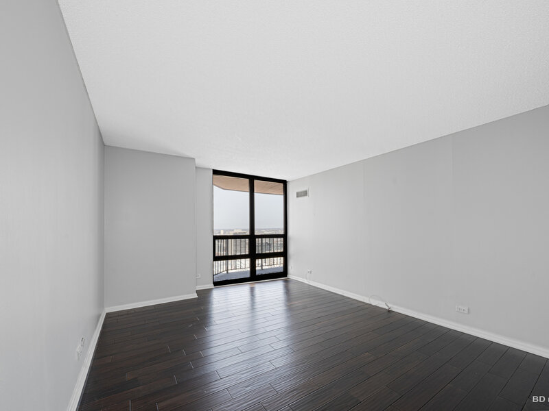 10 E Ontario Street Chicago IL 60611