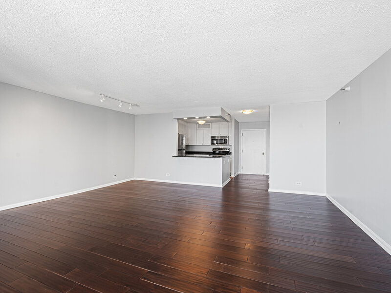 10 E Ontario Street Chicago IL 60611