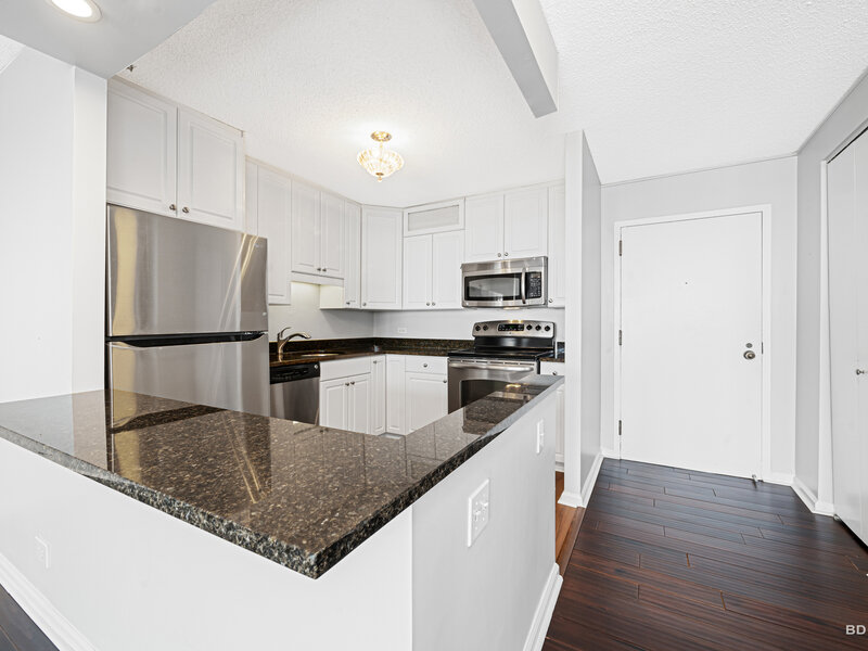 10 E Ontario Street Chicago IL 60611
