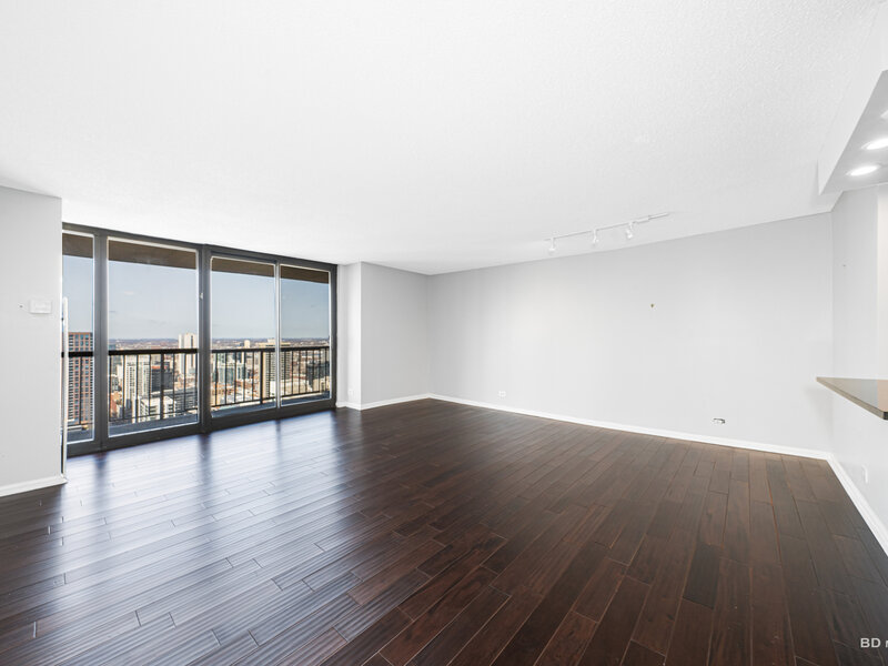 10 E Ontario Street Chicago IL 60611