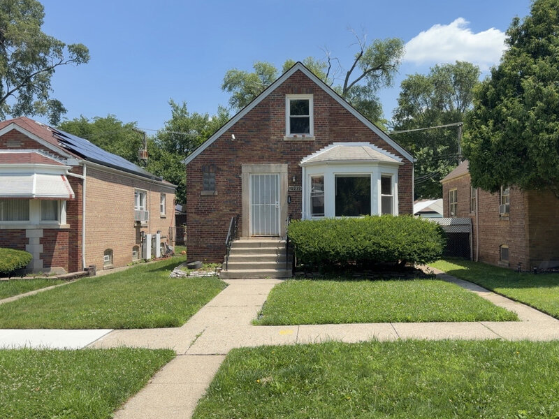 10939 S Normal Avenue Chicago IL 60628