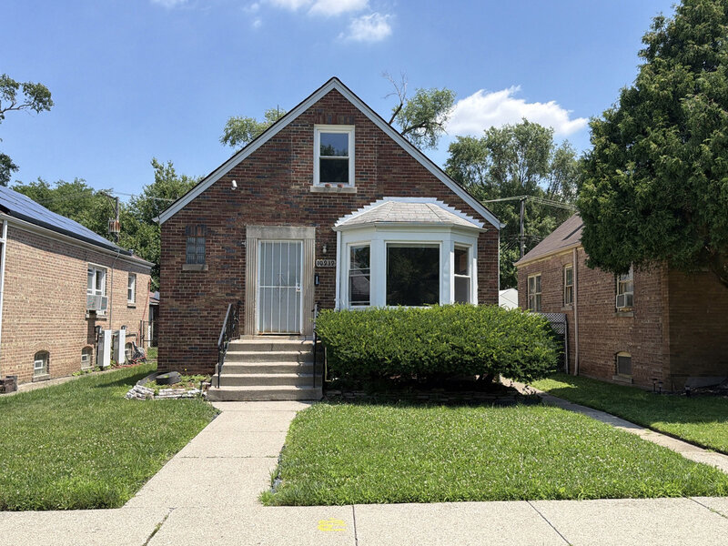 10939 S Normal Avenue Chicago IL 60628