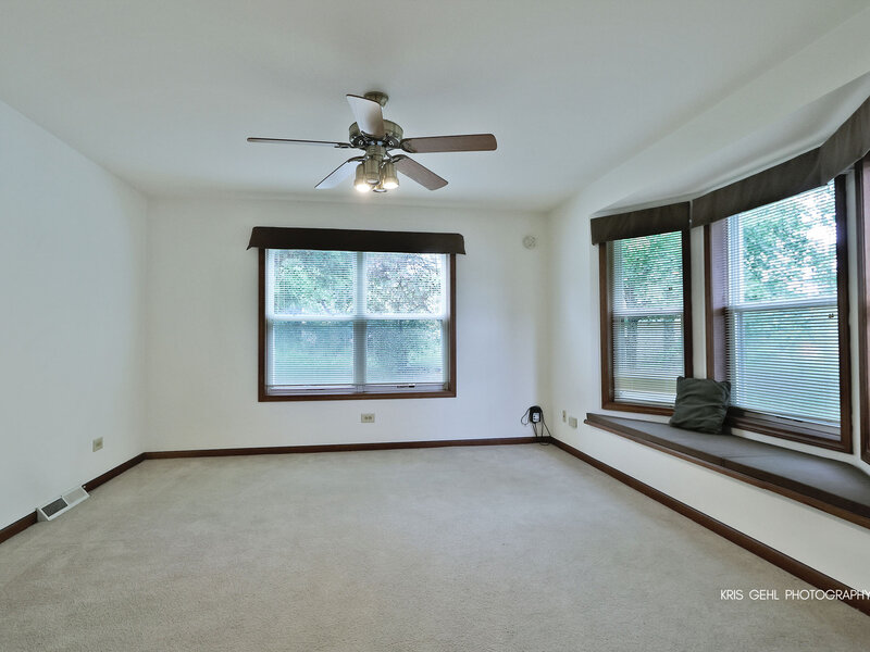 9 Hialeah Court Grayslake IL 60030