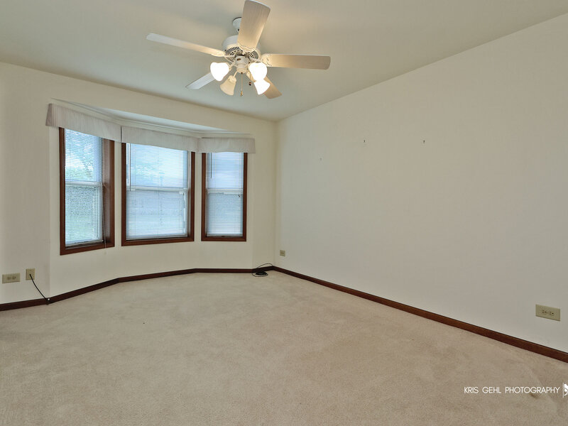 9 Hialeah Court Grayslake IL 60030