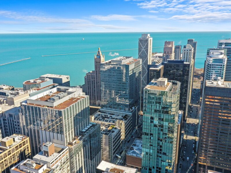 600 N Fairbanks Court Chicago IL 60611