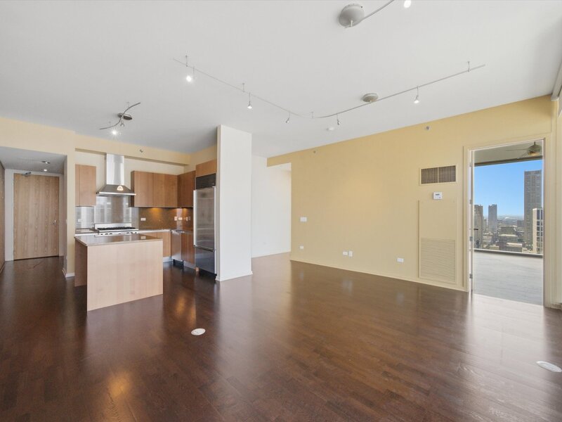 600 N Fairbanks Court Chicago IL 60611