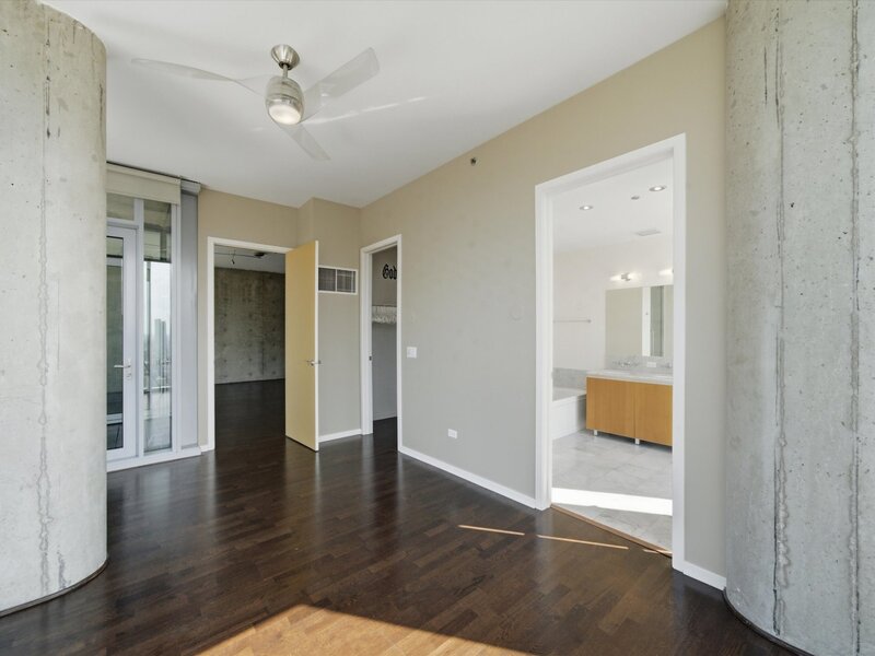 600 N Fairbanks Court Chicago IL 60611