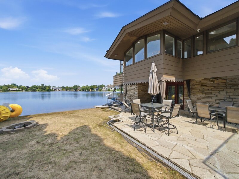 130 N Dee Road Park Ridge IL 60068