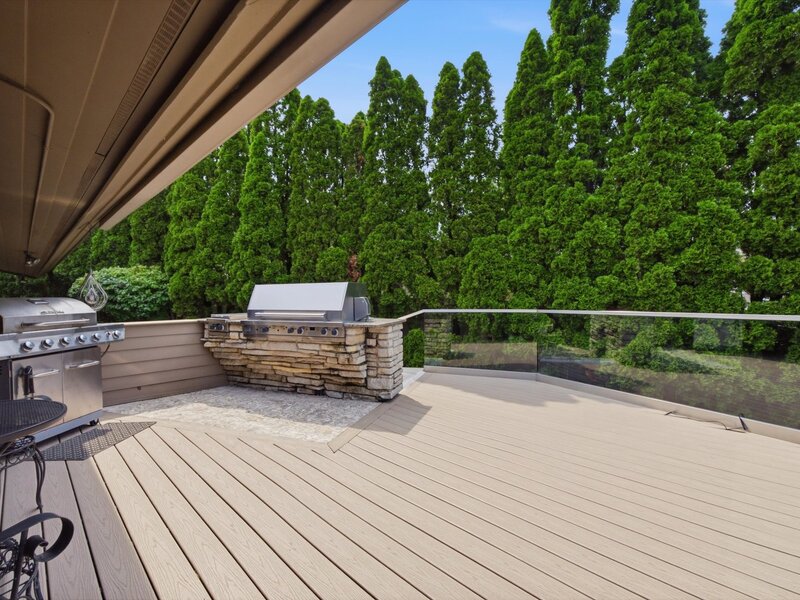 130 N Dee Road Park Ridge IL 60068