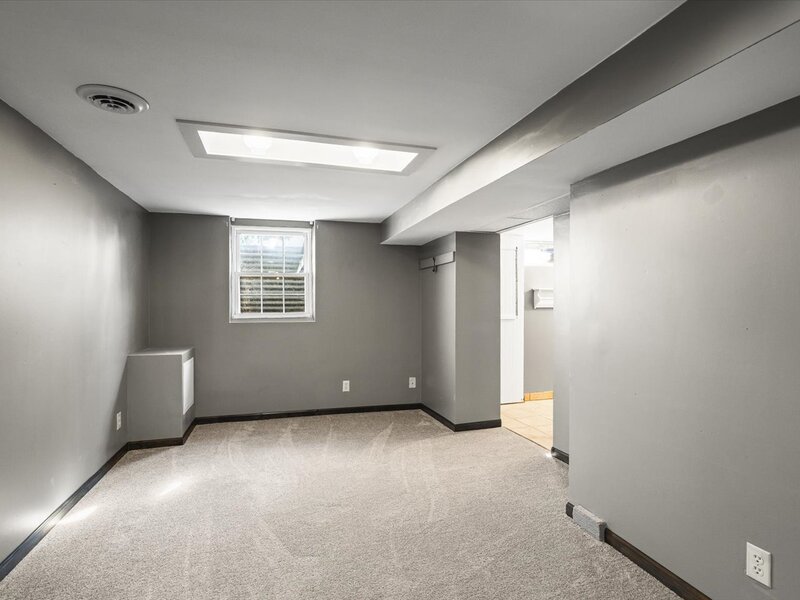 631 Sheridan Drive Loves Park IL 61111