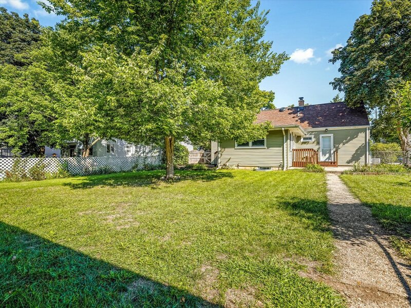 631 Sheridan Drive Loves Park IL 61111