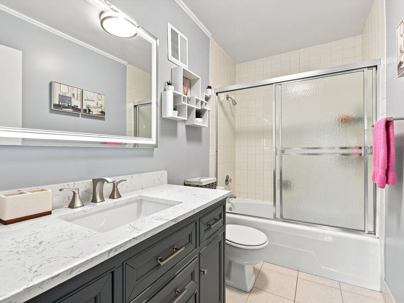 1415 E Central Road Arlington Heights IL 60005