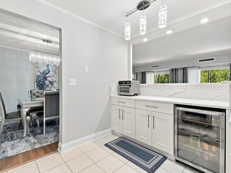 1415 E Central Road Arlington Heights IL 60005