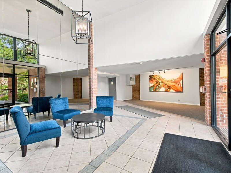 1415 E Central Road Arlington Heights IL 60005