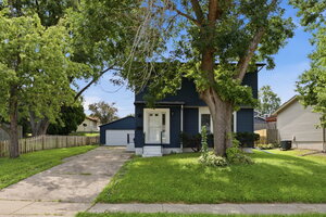 Photo of 1903 Kings Drive Bettendorf IA 52722